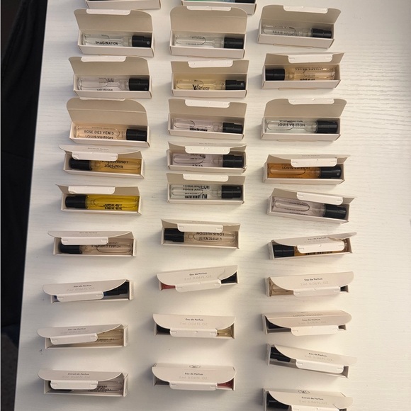 Louis Vuitton Fragrance Collection 30 piece sample fragrances for men & women - Picture 2 of 3